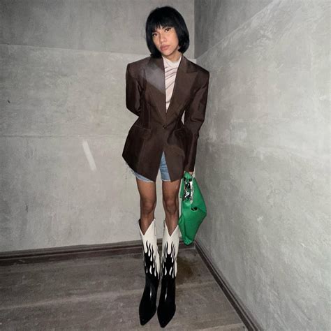 Style Inspo: 10 Mimiyuuuh's OOTDs wearing her boots 